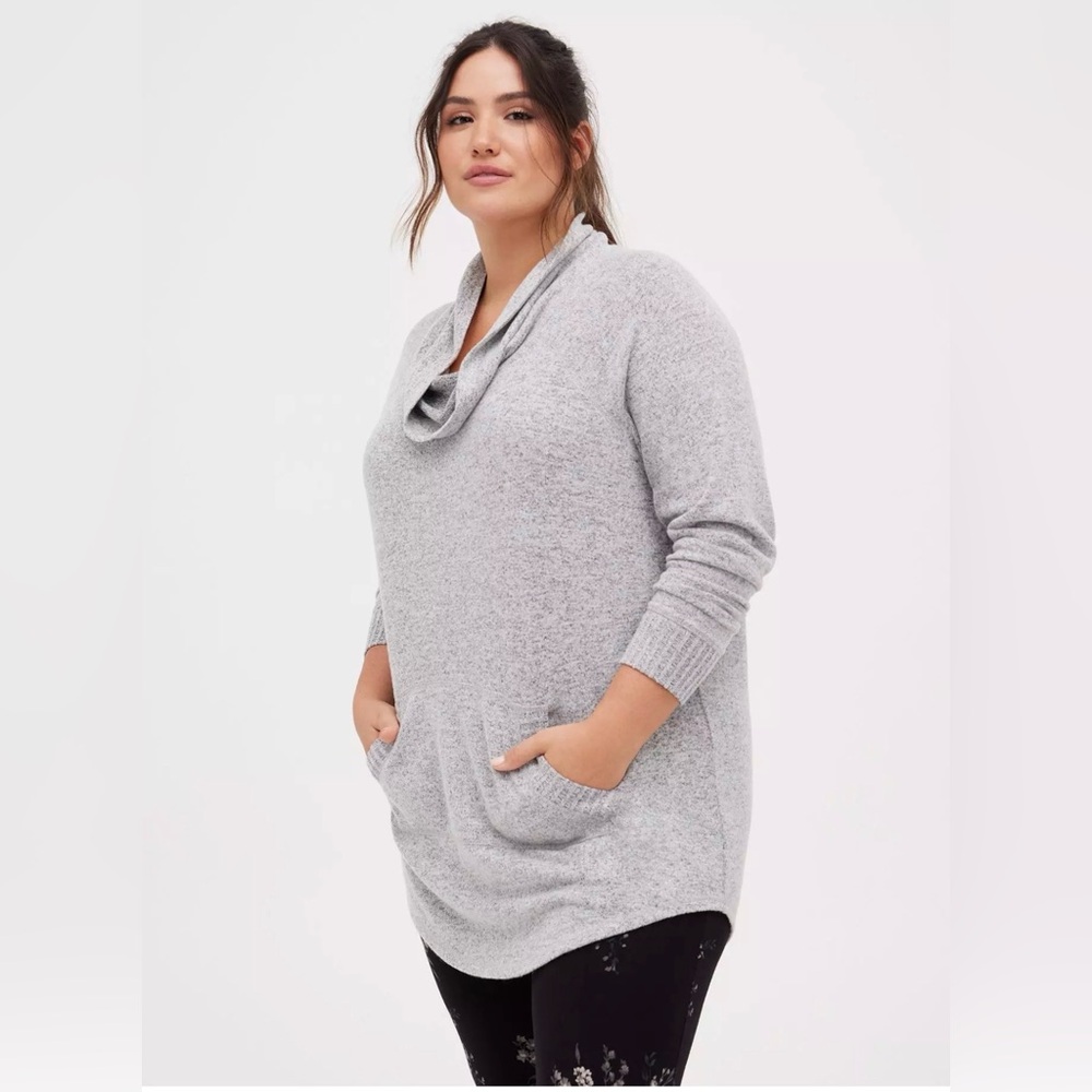 NWT torrid Light Gray Cowl-Neck Sweater with Front Pockets